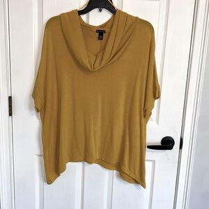 Ladies Cowl Neck Short Sleeve Sweater, in yellow, Size 1X, NWOT Never Worn
